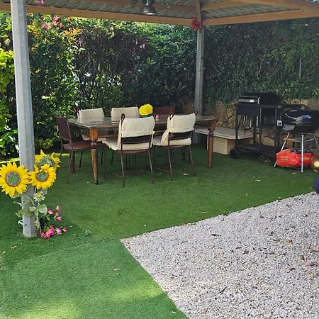 Bienvenue Chez Alain Et Marie Apartment Antibes